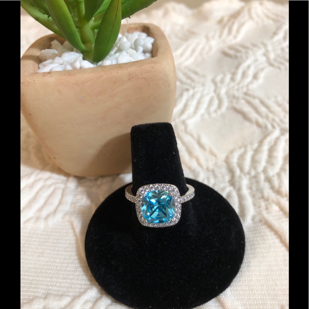 🌺 Sterling Silver Cushion Cut Aqua CZ Ring 🌺